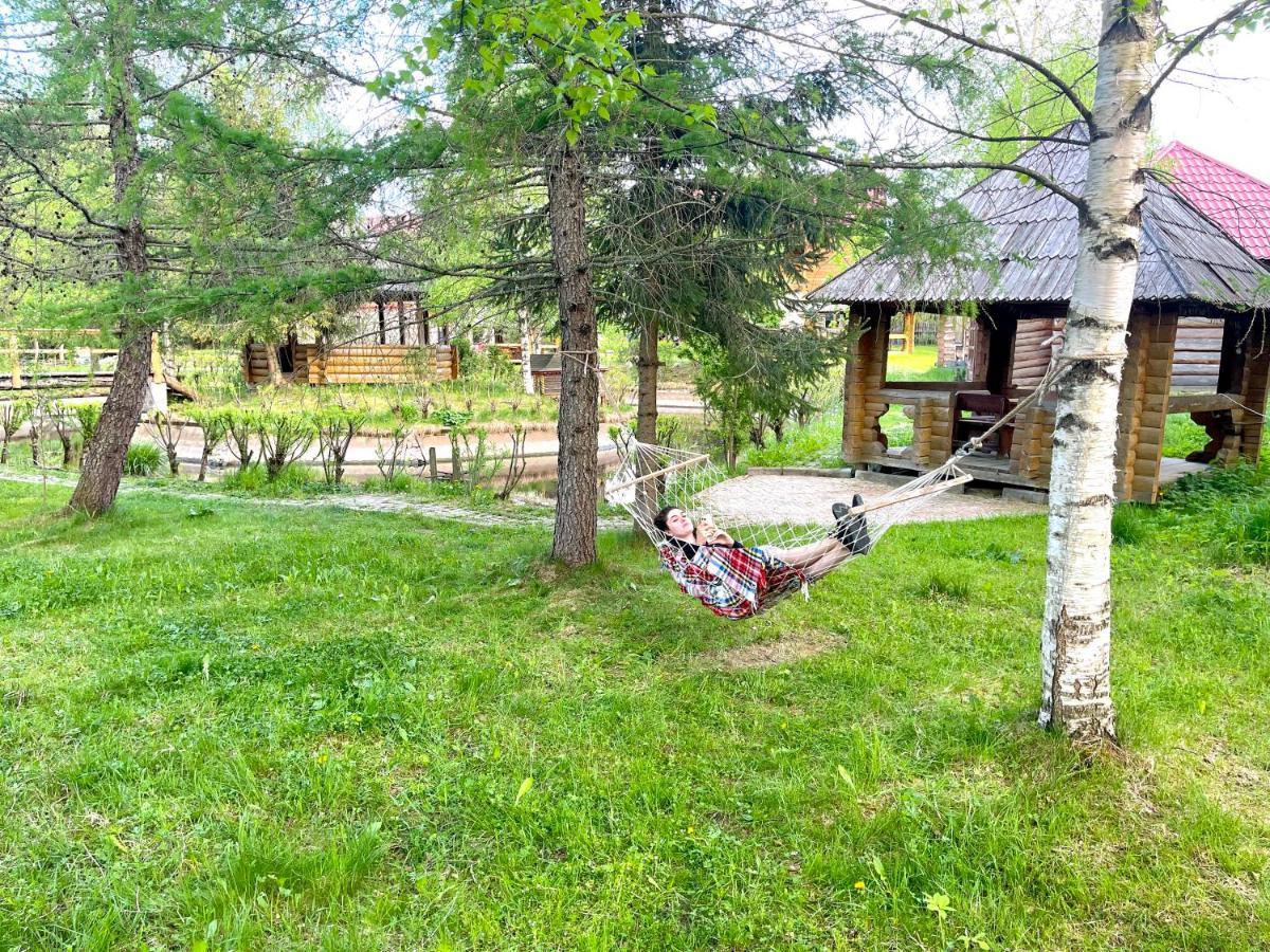 Vedmid Hotell Myslovka Exteriör bild