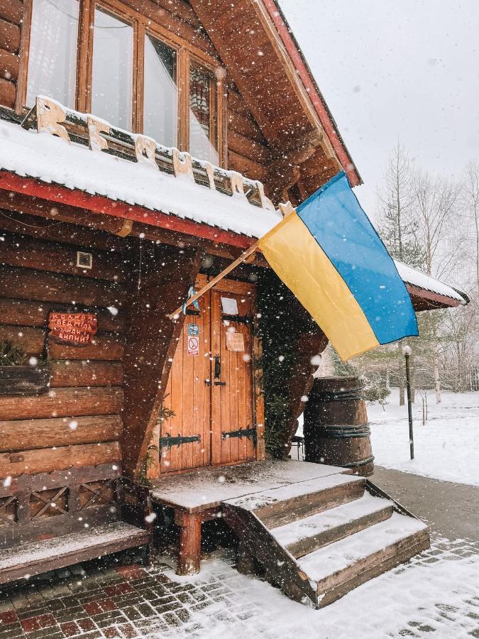 Vedmid Hotell Myslovka Exteriör bild